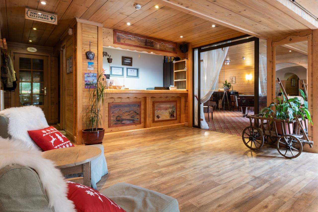 Hotel La Montagne La Clusaz Exteriér fotografie